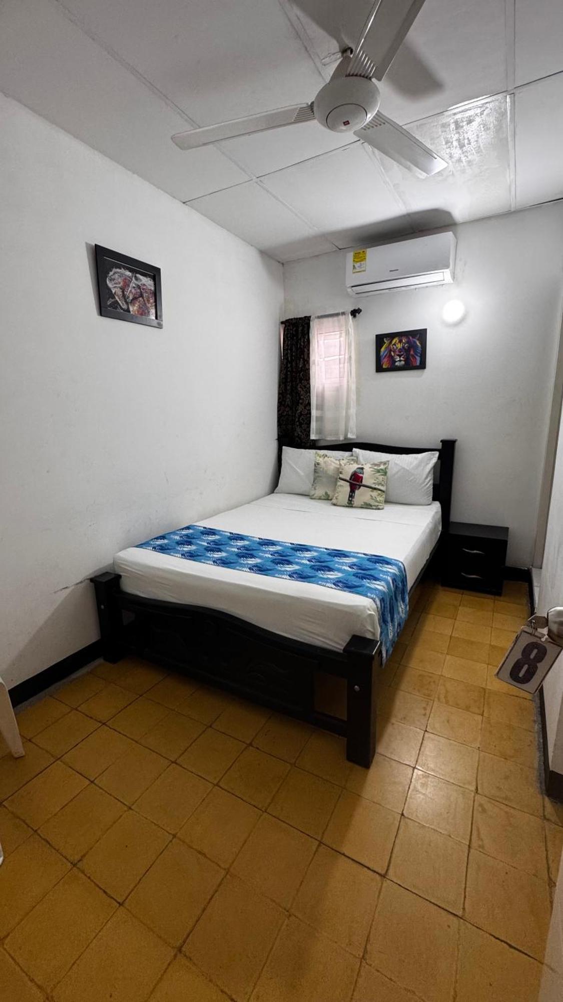 Hostal Mi Casa 18 Jj Santa Marta  Zewnętrze zdjęcie